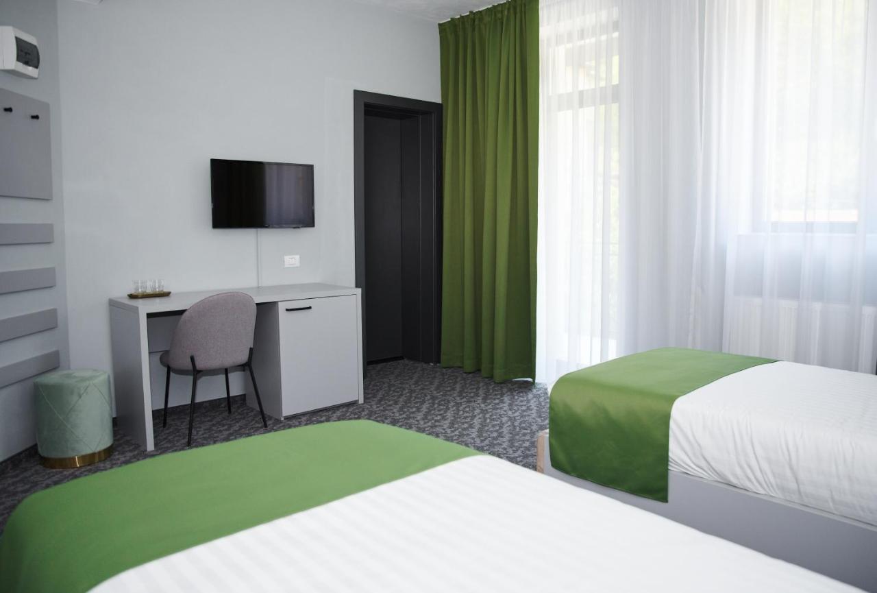 Astra Hotel Călimăneşti Buitenkant foto