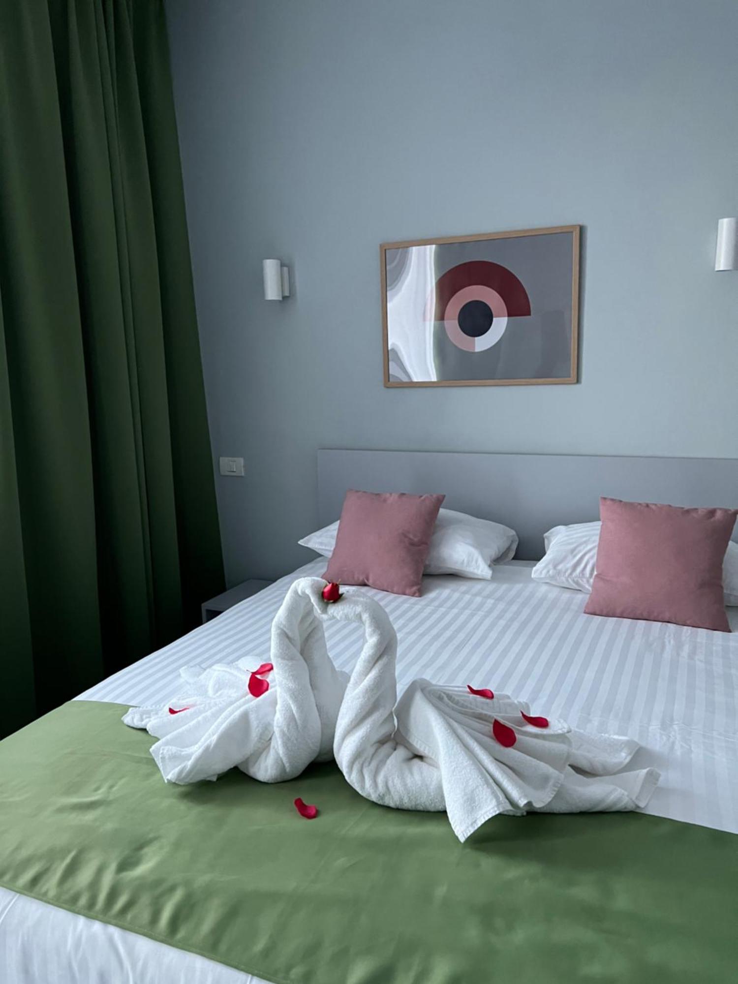Astra Hotel Călimăneşti Buitenkant foto